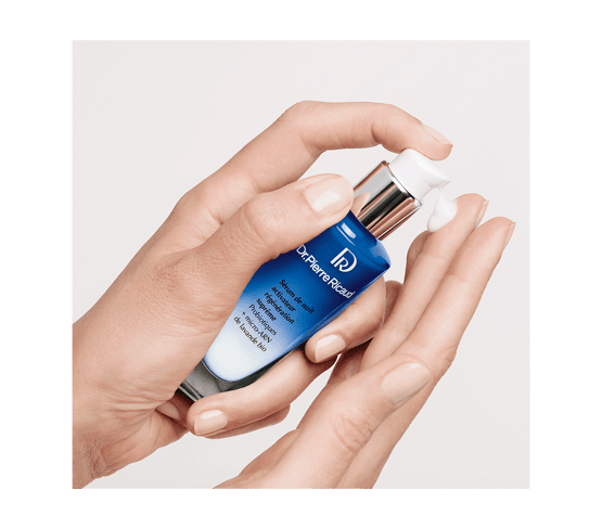Sérum de nuit activateur régénération suprême pot ouvert