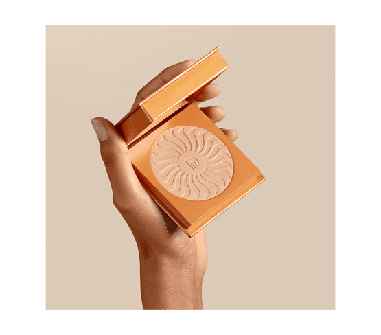 Terre de Soleil - poudre bronzante pot ouvert
