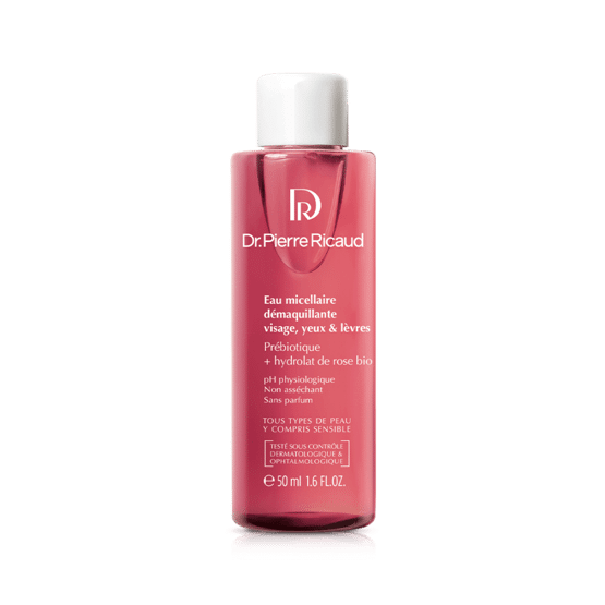 Eau micellaire démaquillante