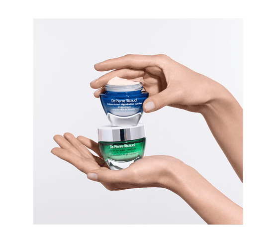 Tag- & Nachtroutine. Regenerierendes Anti-Falten-Duo texture