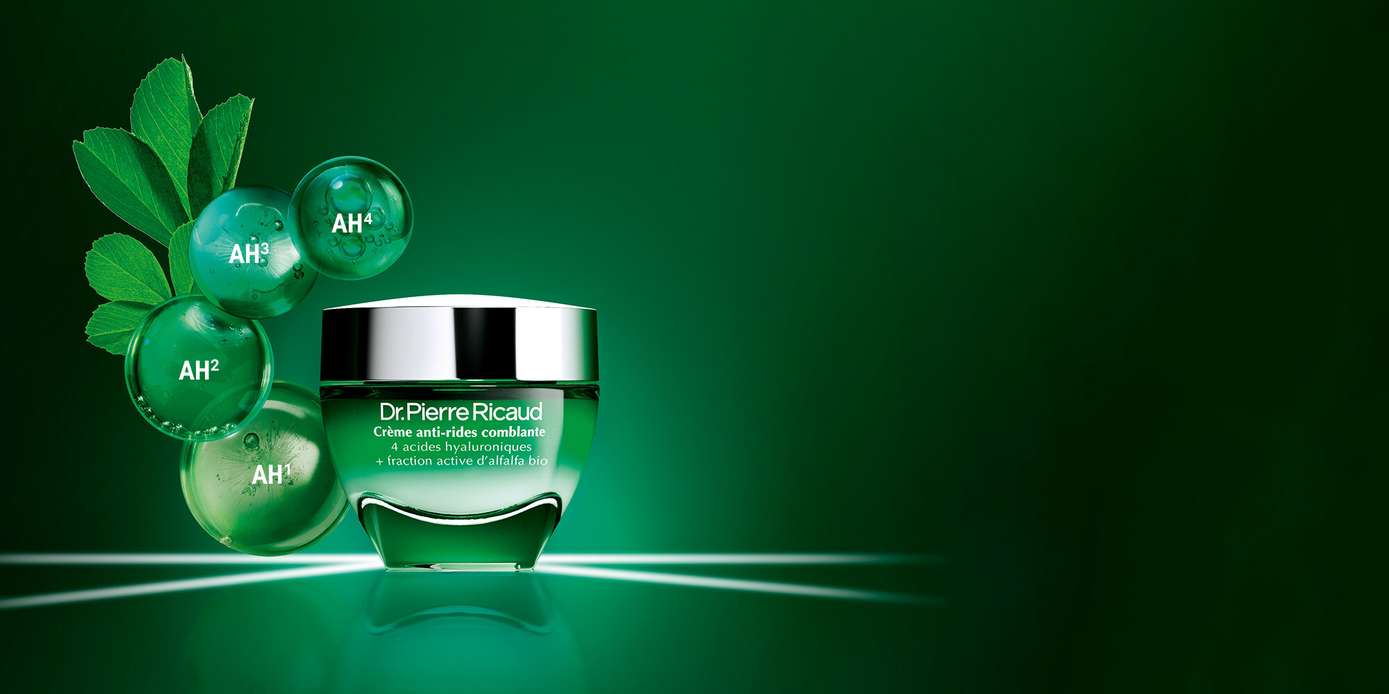 4x plus d\'acides hyaluroniques pour votre peau*